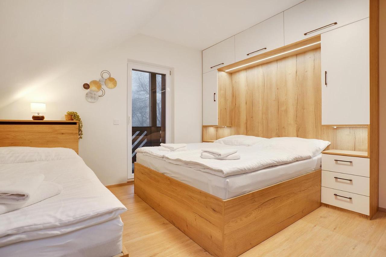 Krusnohorske Strane Appartement Loučná pod Klínovcem Buitenkant foto