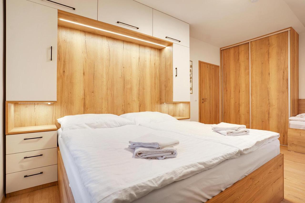 Krusnohorske Strane Appartement Loučná pod Klínovcem Buitenkant foto