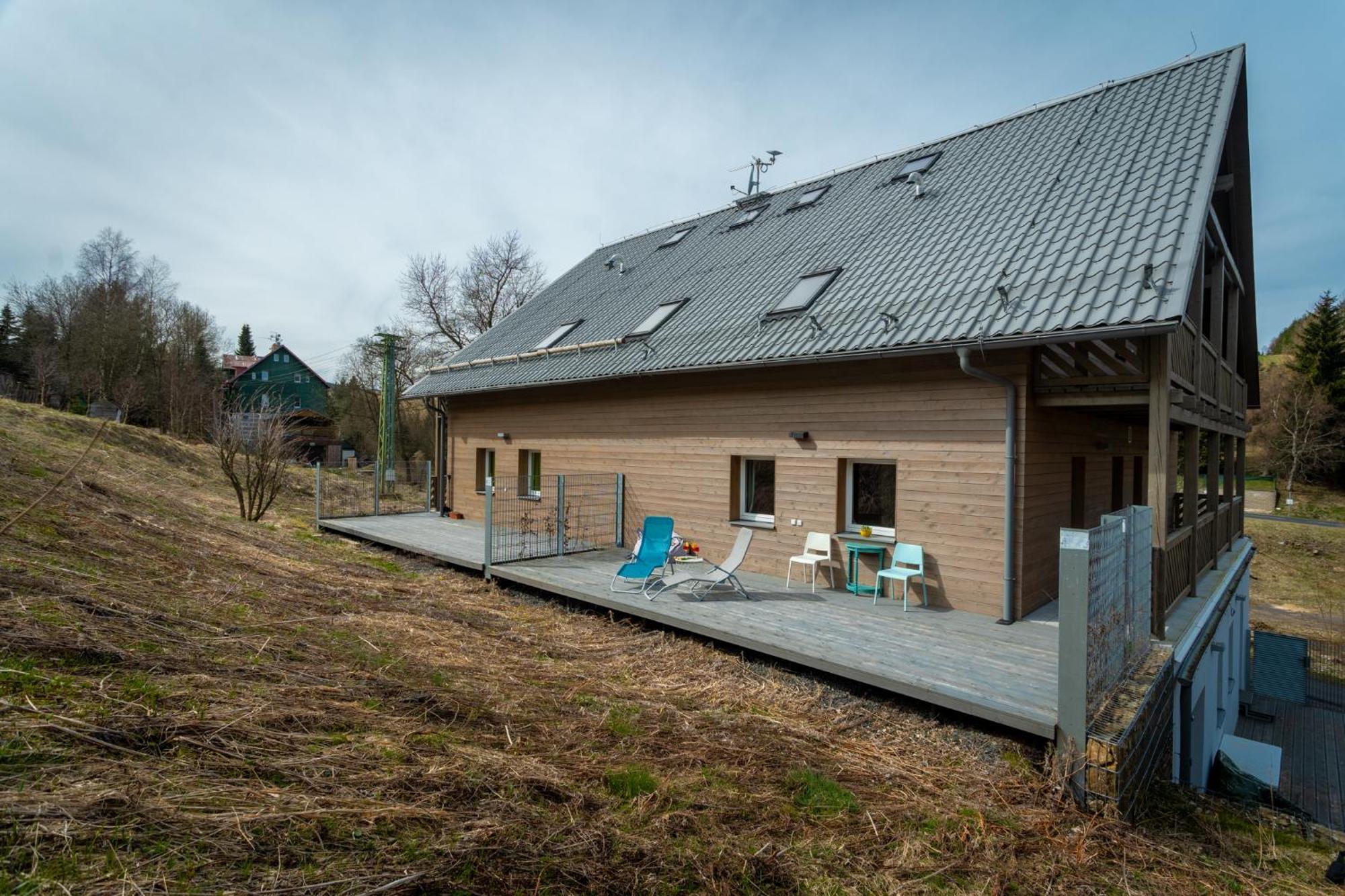 Krusnohorske Strane Appartement Loučná pod Klínovcem Buitenkant foto